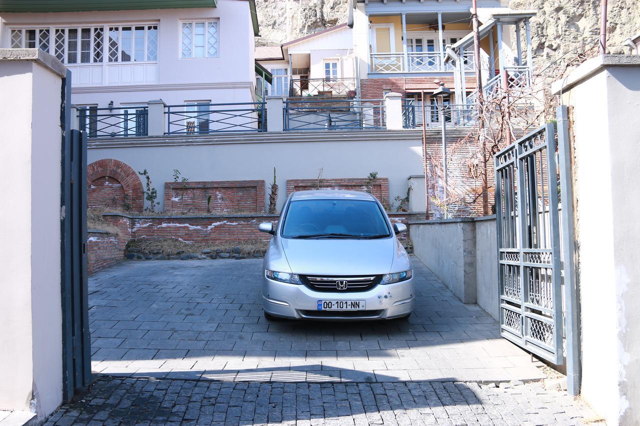 Apartment Nino Botanical Tbilisi Exterior photo